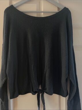 À.Abercrombie & Fitch Black Off-the-Shoulder Tie-Front Sweater